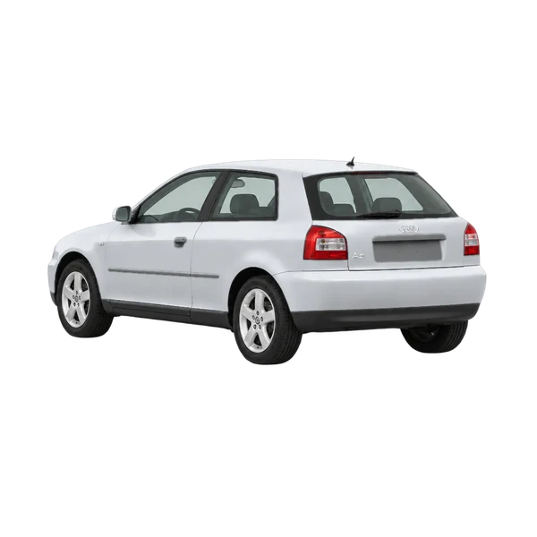 Audi A3 2003 باللون فضي، منظر ثلاثة أرباع خلفي (باتجاه اليسار)