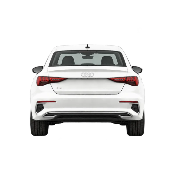 Audi A3 2024 باللون أبيض، منظر من الخلف