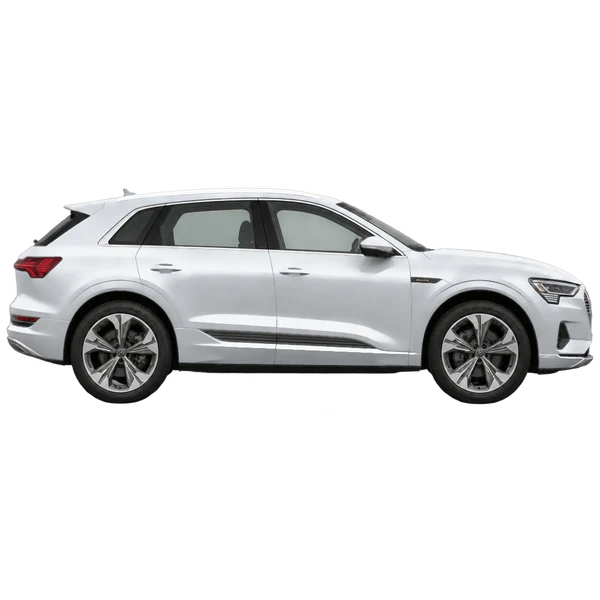 Audi e-tron 2023 argent, vue profil (tourné vers la droite)