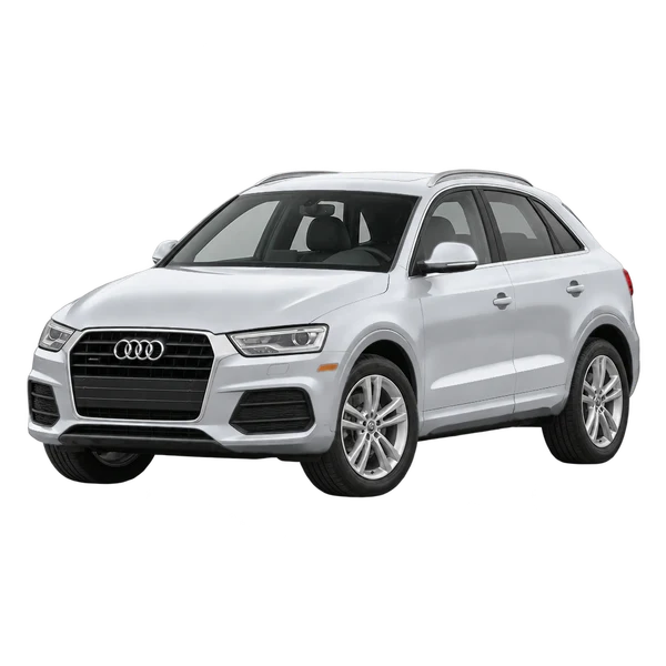 Audi Q3 2015 باللون فضي، منظر منظر أمامي بزاوية ثلاثة أرباع (متجه لليسار)
