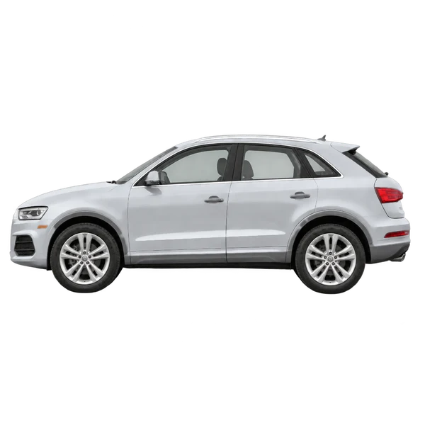 Audi Q3 2015 باللون فضي، منظر جانبي (متجه إلى اليسار)