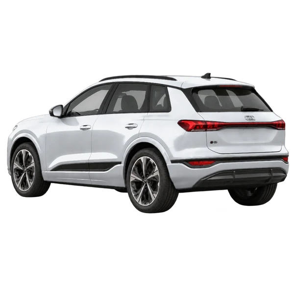 Audi Q6 E-Tron 2024 prata, vista três quartos traseira (voltada para a esquerda)