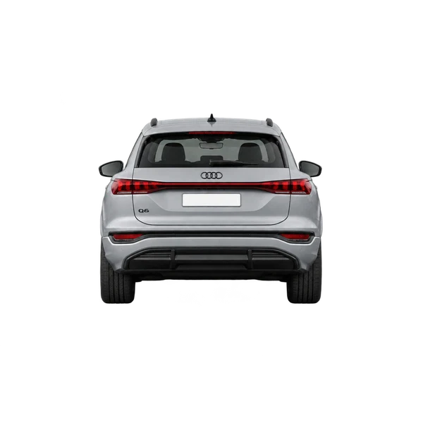 Audi Q6 E-Tron 2024 prata, vista traseira