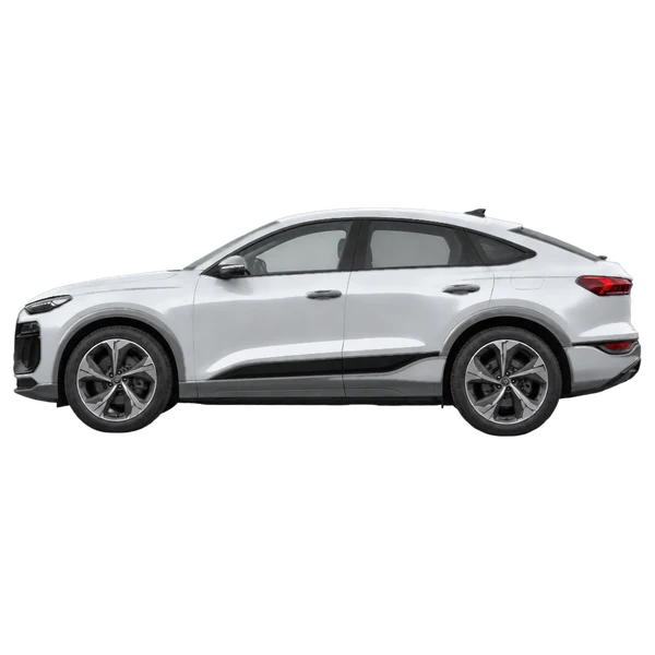 Audi Q6 Sportback E-Tron 2025 باللون فضي، منظر جانبي (متجه إلى اليسار)