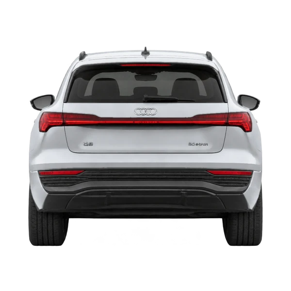Audi Q8 50 E-Tron 2025 prata, vista traseira