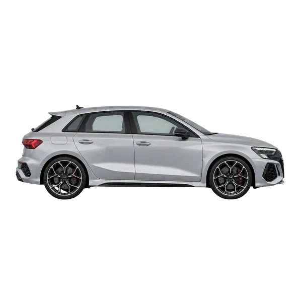 Audi RS 3 2023 باللون فضي، منظر منظر جانبي (باتجاه اليمين)
