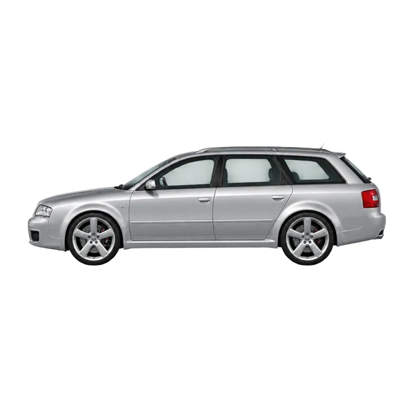 Audi RS 6 2004 باللون فضي، منظر جانبي (متجه إلى اليسار)
