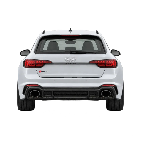 シルバーの2022 Audi RS4 Avant（リアビュー）