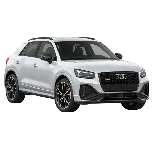 Audi SQ2 2024 باللون فضي، منظر منظر أمامي بزاوية ثلاثة أرباع (متجه لليسار)