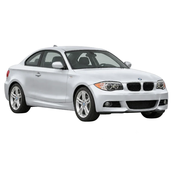 BMW 128i 2012 argent, vue trois-quarts avant (orienté vers la droite)