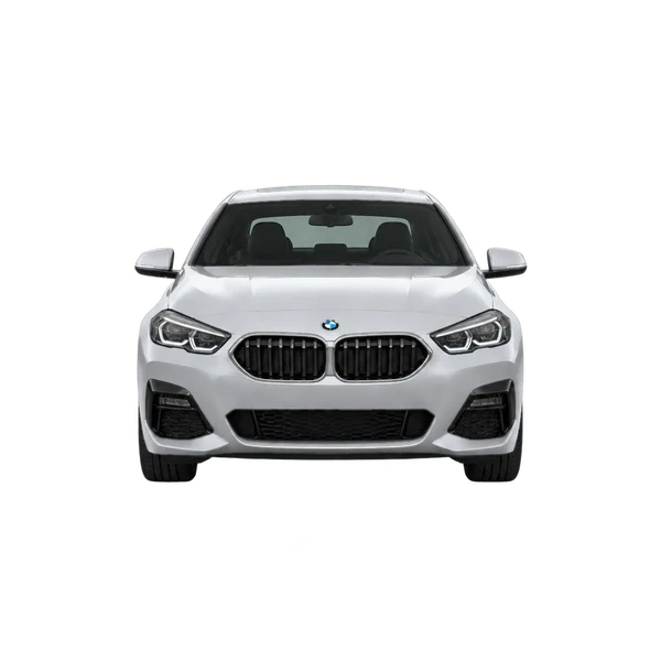 シルバーの2024 BMW 228i（正面ビュー）