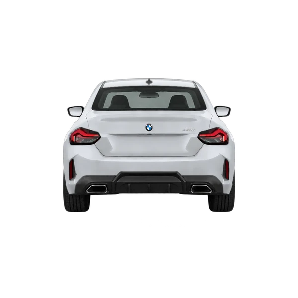 シルバーの2024 BMW 230i（リアビュー）