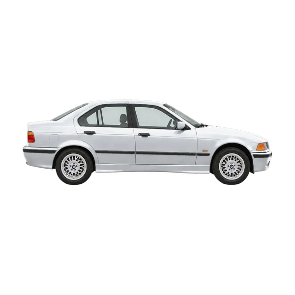 BMW 3 Series 1998 باللون فضي، منظر منظر جانبي (باتجاه اليمين)