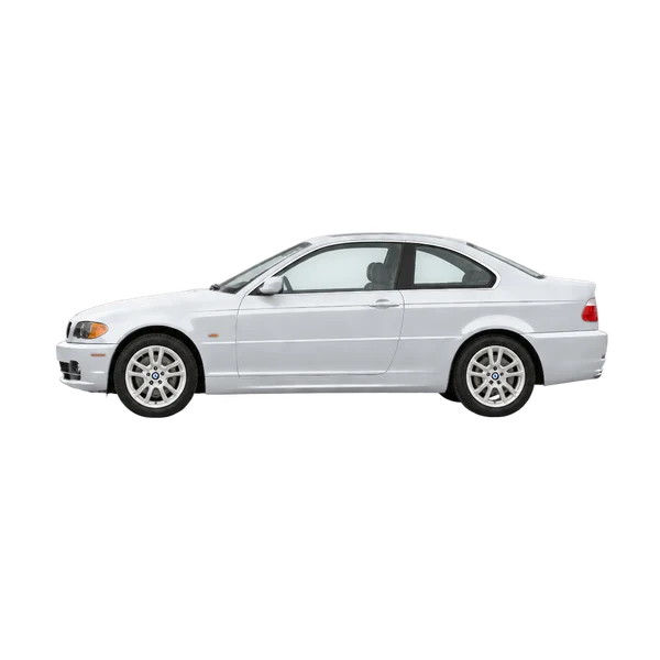 BMW 325Ci 2003 باللون فضي، منظر جانبي (متجه إلى اليسار)