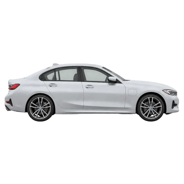 2022 BMW 330e in Silber, Ansicht: Seite (nach rechts gewandt)