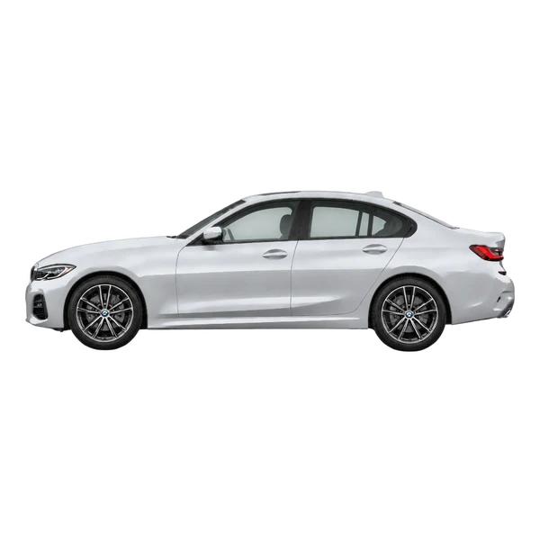 BMW 330i 2022 باللون فضي، منظر جانبي (متجه إلى اليسار)