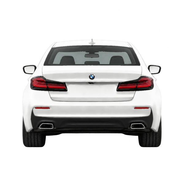 ホワイトの2021 BMW 5 Series（リアビュー）