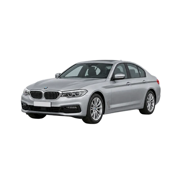 シルバーの2018 BMW 530i（フロントスリークォーター(左向き)ビュー）