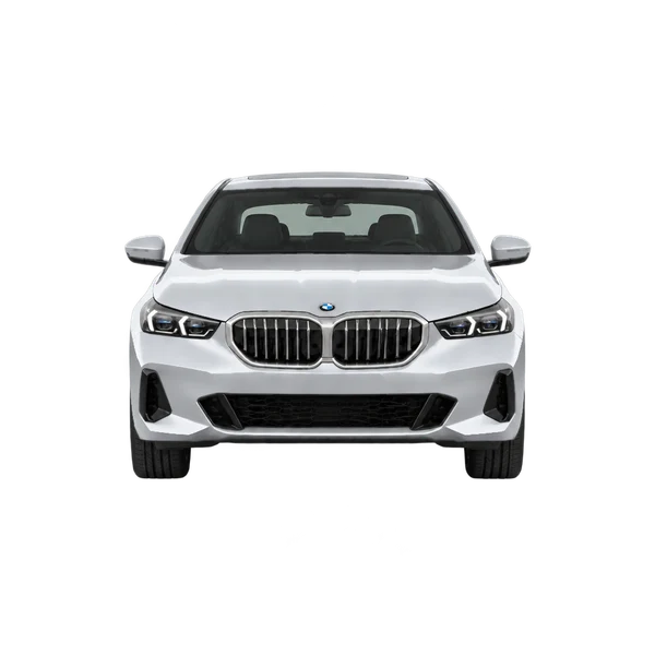 BMW 530i 2025 باللون فضي، منظر أمامي