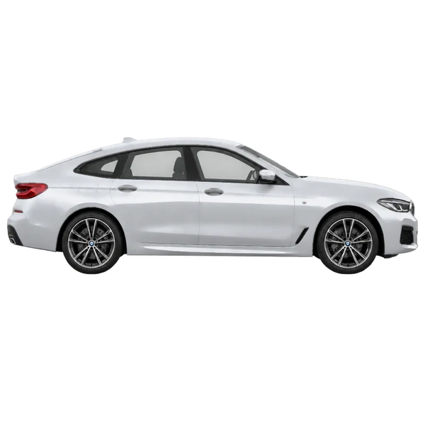 BMW 6 Series 2022 باللون فضي، منظر منظر جانبي (باتجاه اليمين)