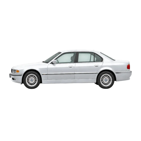 BMW 7 Series 2001 باللون فضي، منظر جانبي (متجه إلى اليسار)
