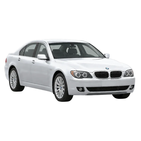 BMW 7 Series 2009 باللون فضي، منظر منظر أمامي بزاوية ثلاثة أرباع (متجه لليسار)