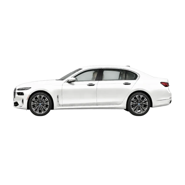 BMW 7 Series 2022 باللون أبيض، منظر جانبي (متجه إلى اليسار)