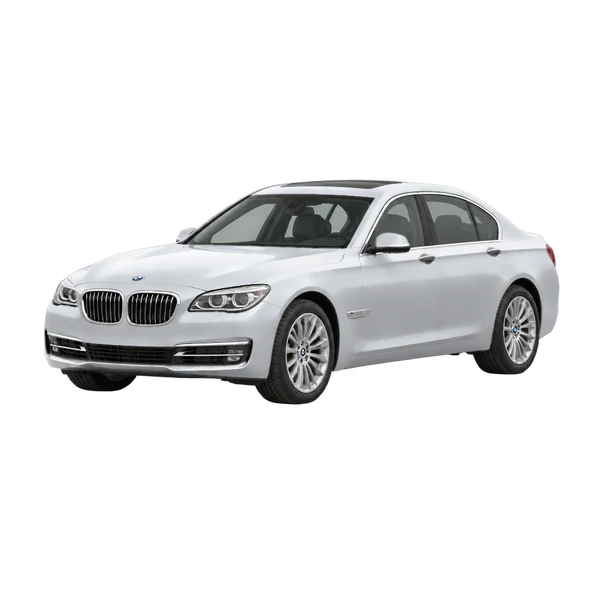 BMW 740D 2015 prata, vista dianteira em três quartos (voltada para a esquerda)