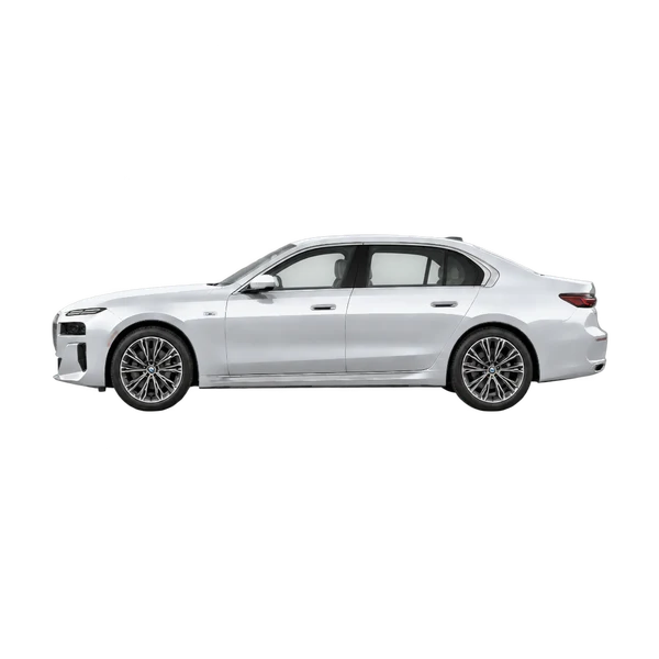 BMW 740i 2025 باللون فضي، منظر جانبي (متجه إلى اليسار)