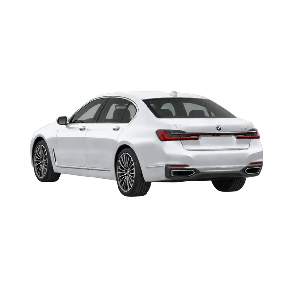 2022 BMW 745e in Silber, Ansicht: Dreiviertelansicht von hinten (nach links gerichtet)