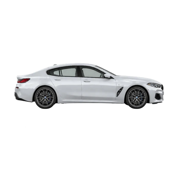 BMW 840i 2023 باللون فضي، منظر منظر جانبي (باتجاه اليمين)