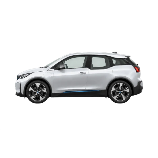 BMW I3 50 Xdrive 2026 باللون فضي، منظر جانبي (متجه إلى اليسار)