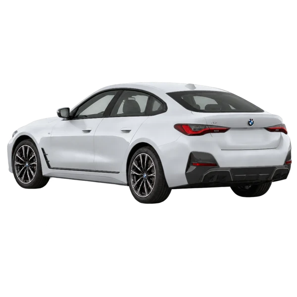 BMW i4 2023 prata, vista três quartos traseira (voltada para a esquerda)