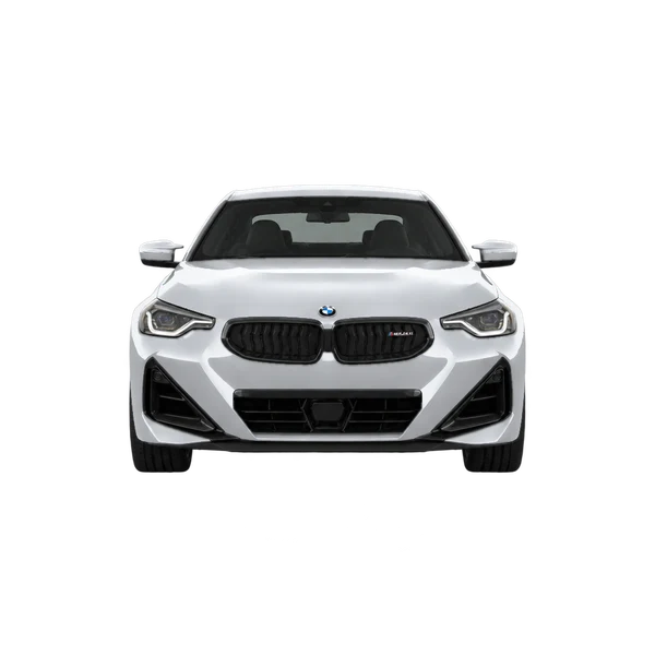 BMW M240i 2024 باللون فضي، منظر أمامي