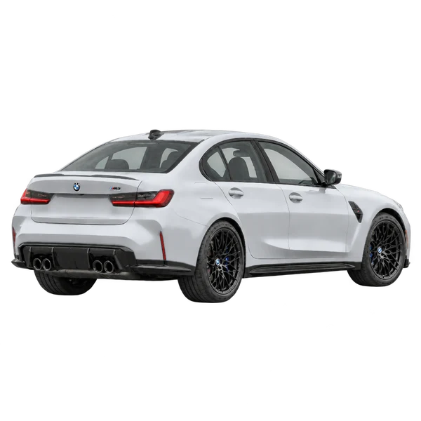 2021 BMW M3 in Silber, Ansicht: Dreiviertelansicht hinten (nach rechts gewandt)