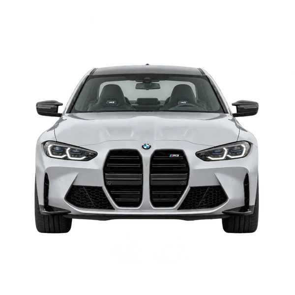BMW M3 2023 باللون فضي، منظر أمامي
