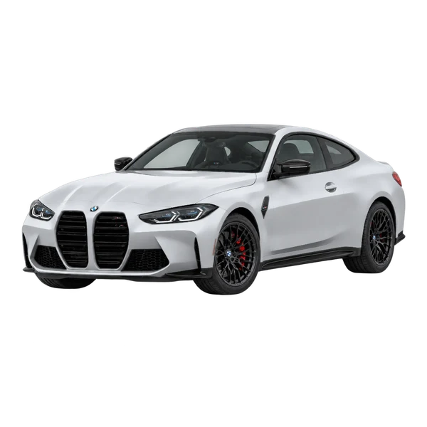 BMW M4 2025 باللون فضي، منظر منظر أمامي بزاوية ثلاثة أرباع (متجه لليسار)