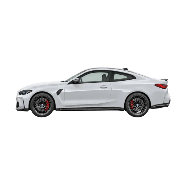 BMW M4 2025 باللون فضي، منظر جانبي (متجه إلى اليسار)