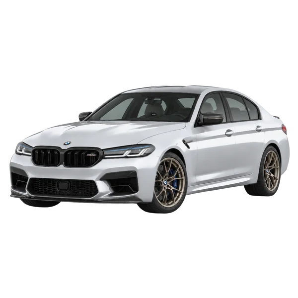 BMW M5 CS 2022 باللون فضي، منظر منظر أمامي بزاوية ثلاثة أرباع (متجه لليسار)
