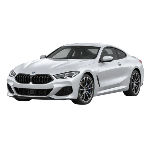 BMW M850i 2023 prata, vista dianteira em três quartos (voltada para a esquerda)