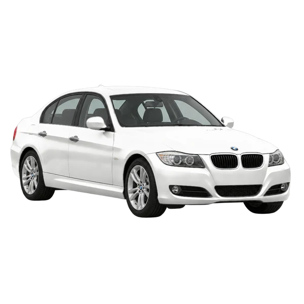 white 2018 BMW Serie 3 front three-quarter (facing left) view
