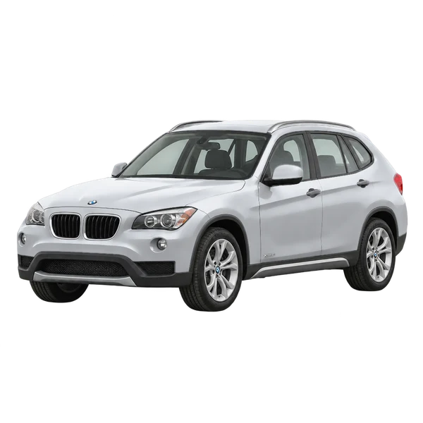 シルバーの2014 BMW X1(フロントスリークォーター(左向き)ビュー)
