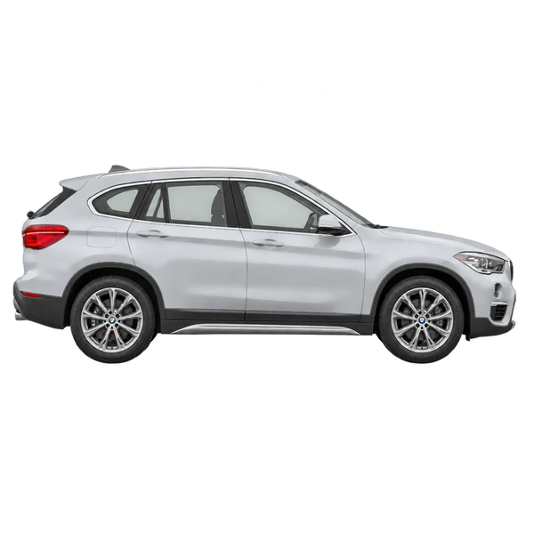 BMW X1 2020 en plateado, vista lateral (hacia la derecha)