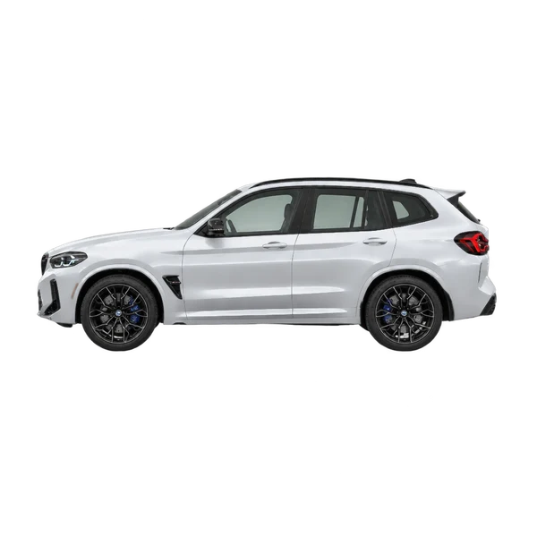 BMW X3 M Competition 2024 argent, vue côté (vers la gauche)