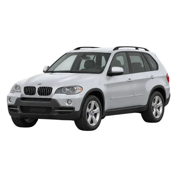BMW X5 2013 باللون فضي، منظر منظر أمامي بزاوية ثلاثة أرباع (متجه لليسار)