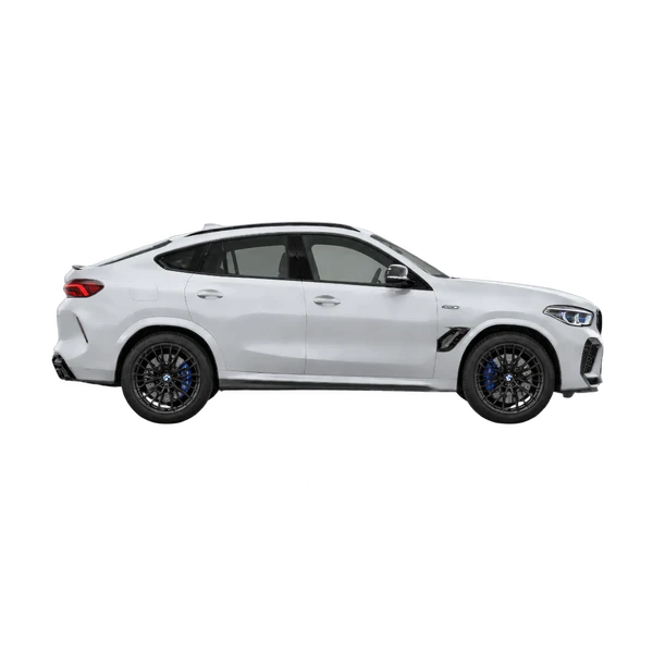 BMW X6 M 2022 prata, vista lateral (voltada para a direita)