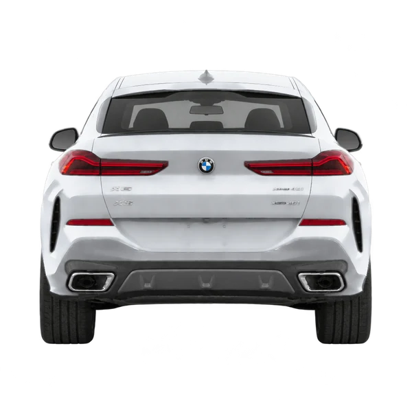 シルバーの2023 BMW X6（リアビュー）