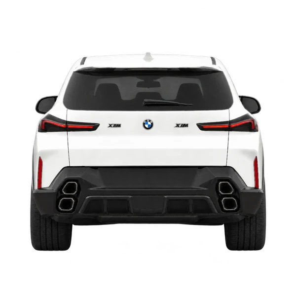 BMW XM 2024 en blanco, vista trasera
