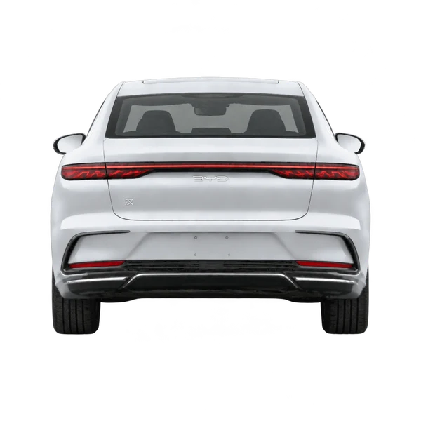 BYD HAN 2024 en plateado, vista trasera