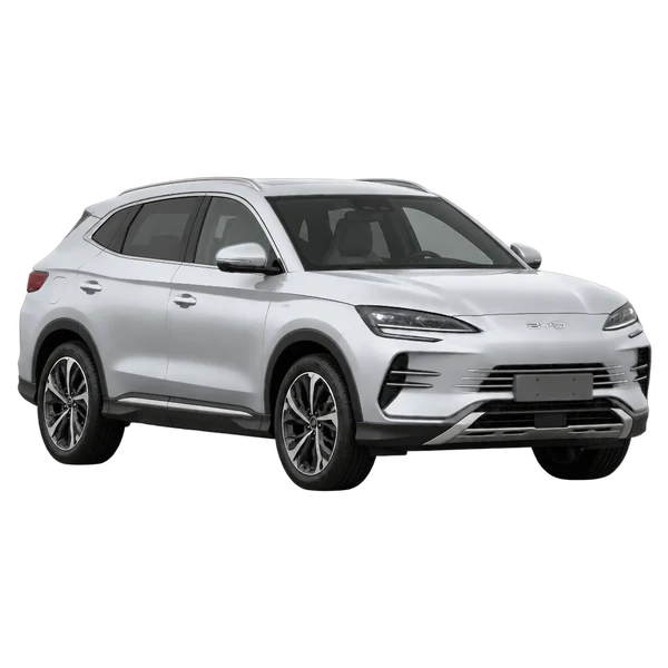 BYD Seal U 2025 باللون فضي، منظر منظر أمامي بزاوية ثلاثة أرباع (متجه لليسار)